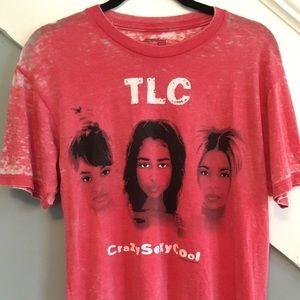 Over-sized graphic tee with TLC (crazysexycool)